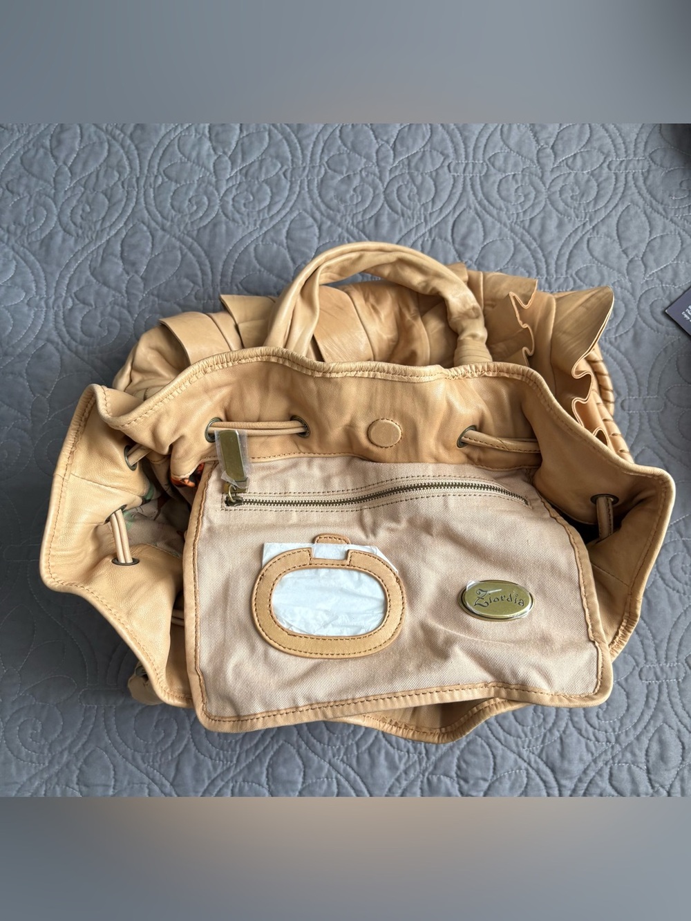 Ziordia Vintage Cream Ruffled Leather Hobo Bag Slouchy - Picture 6 of 7